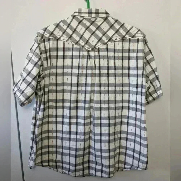 VINTAGE LEVI STRAUSS Size XL Women snap  buttom blouse short sleeves - Picture 7 of 9